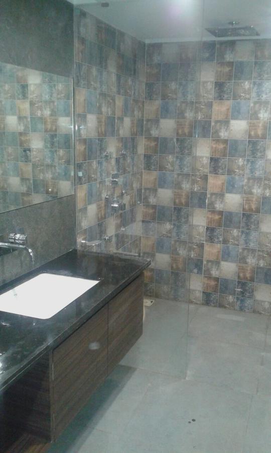 Hotel Comfort Bharuch Экстерьер фото